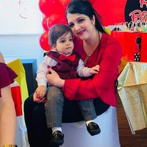 Meet your Posher, Lianet